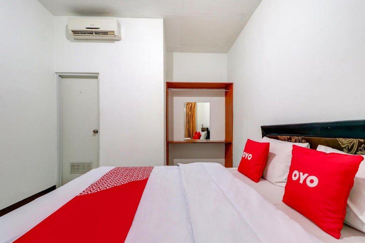 בנדונג Oyo 3341 Ten Guest House מראה חיצוני תמונה